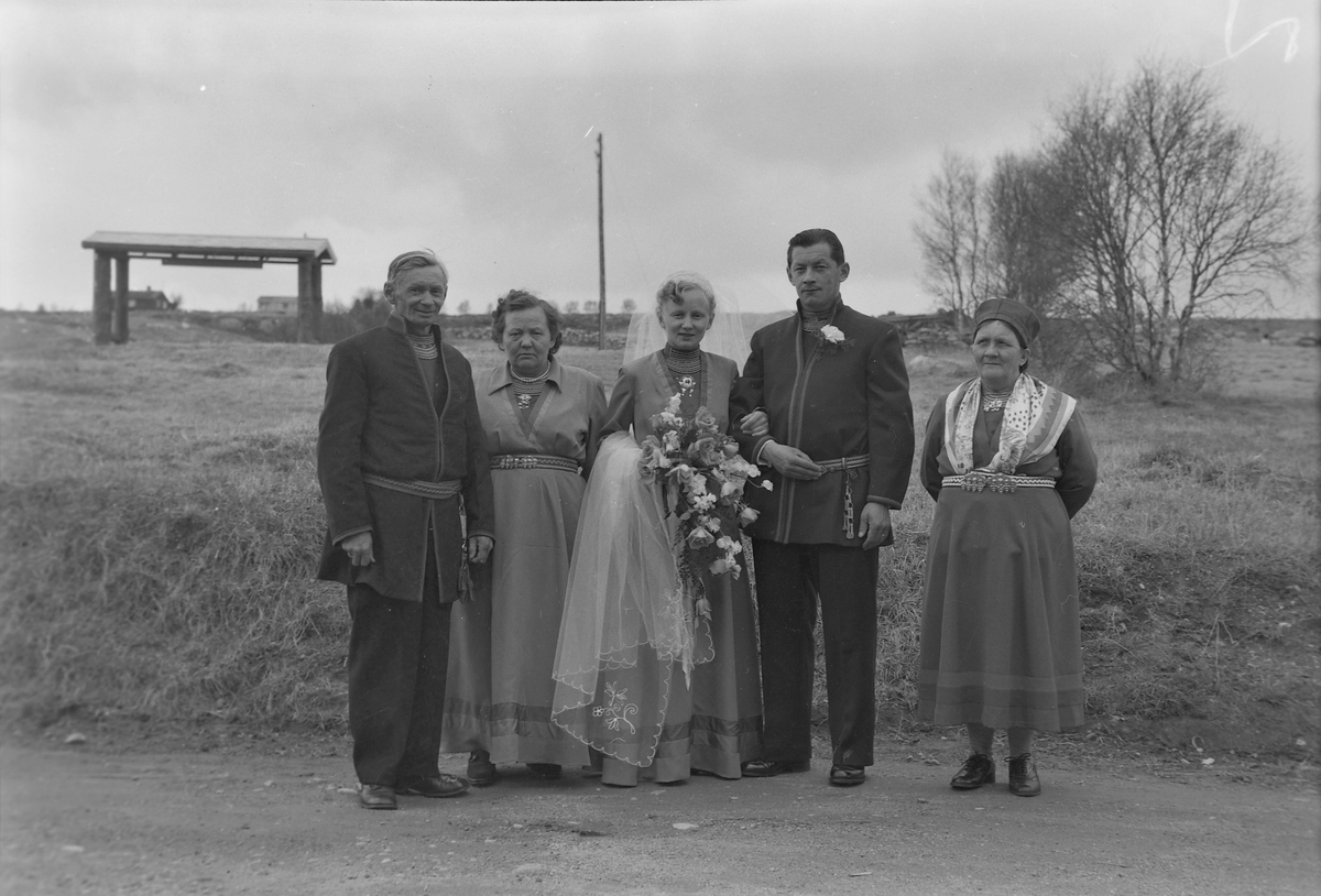 Olov Andersson og Elen Danielsen gifter seg