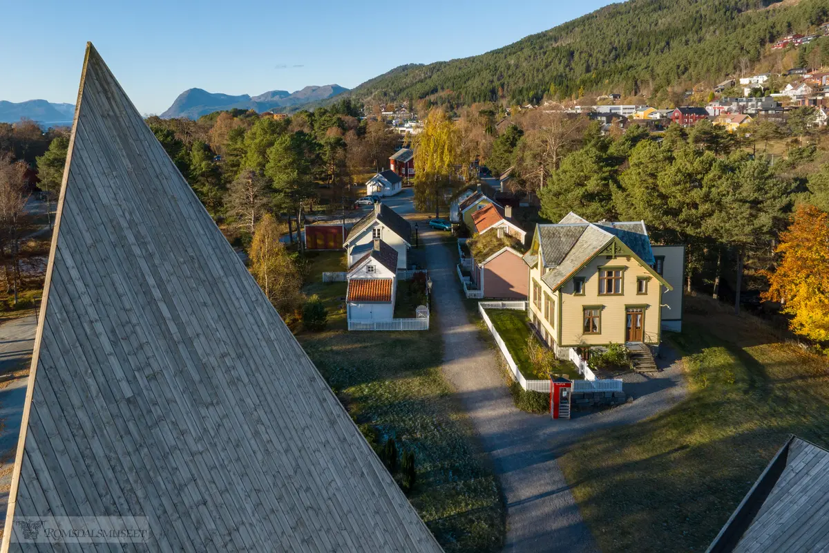 "Krona" med bygata på Romsdalsmuseet.