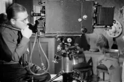 Finn Bergan 1947: "Sankthansfest"