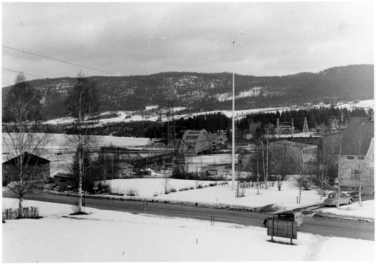 Vägbro över Indalsälven vid Hammarstrand, Jämtland.