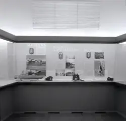 Utställningen Modern Örlog. Monter om Marinen, Kustatillerie