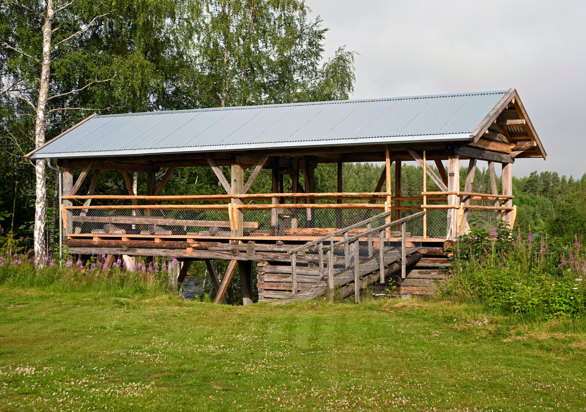 Se beskrivelsesrubrikk under fanen "Konstruksjon"