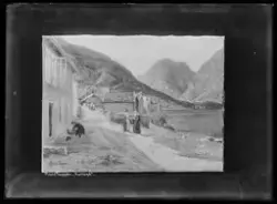 Maleri av Marie Tannæs med tittelen ''Aurland''. Motivet vis