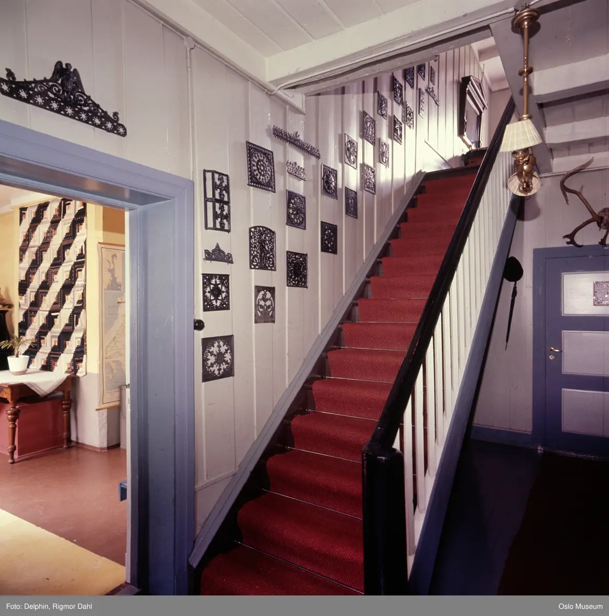 Øyer prestegård, bolighus, interiør, hall, trapp