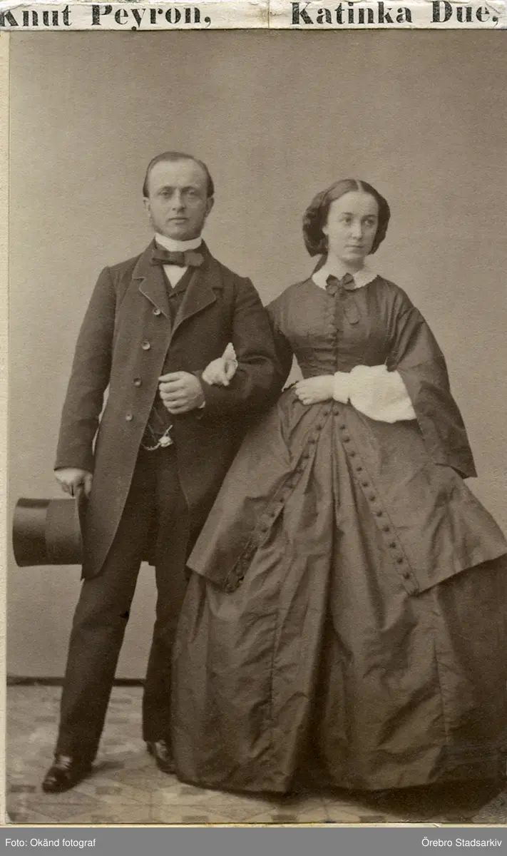 Porträtt av Knut Peyron och Katinka Due

Knut Peyron (1831-1914) och Katinka Due.