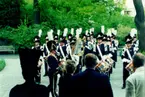 Arméns musikkår spelar vid Tobaks- och Tändsticksmuseums invigning år 2000.