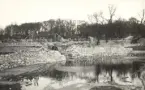 Tullbron byggs vid Systraströmmen.