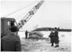 Sten G. Ohlson, Holger Andersson och Åke von Malmborg vid demonstration av justersvalv i Kolbäck.