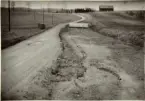 Arbete med ny vägtrumma (amerikansk modell), på länsväg 671 Dalarnas län, mellan Sjönsbo och Hedemora.