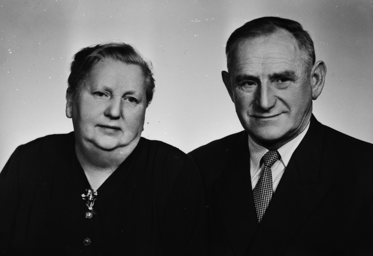 Elise Othelie Johansen Thorsø g. Stensø og Nils Nikolaisen Stensø