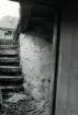 Källartrappa i en fastighet i kvarteret Skrivaren 42.

Foto: MOrn 2.11.1970