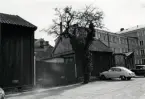 Gårdshus i kvarter Magistern 7, Proviantgatan 17, ännu bebott i maj 1971.