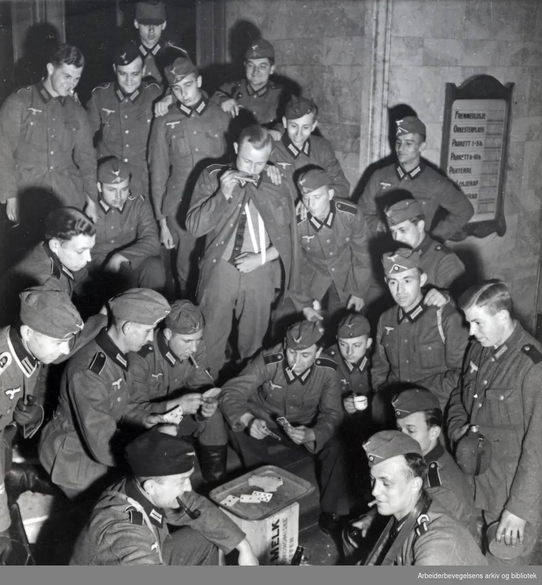 Tyske soldater innkvartert i Nationaltheatret, 1940-45.
