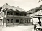 Exteriör av Gubbhyllan på Skansen cirka 1965.