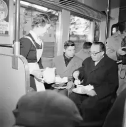 Invigning av tunnelbana, Bagarmossen. Fr. v Borgarråden Erik