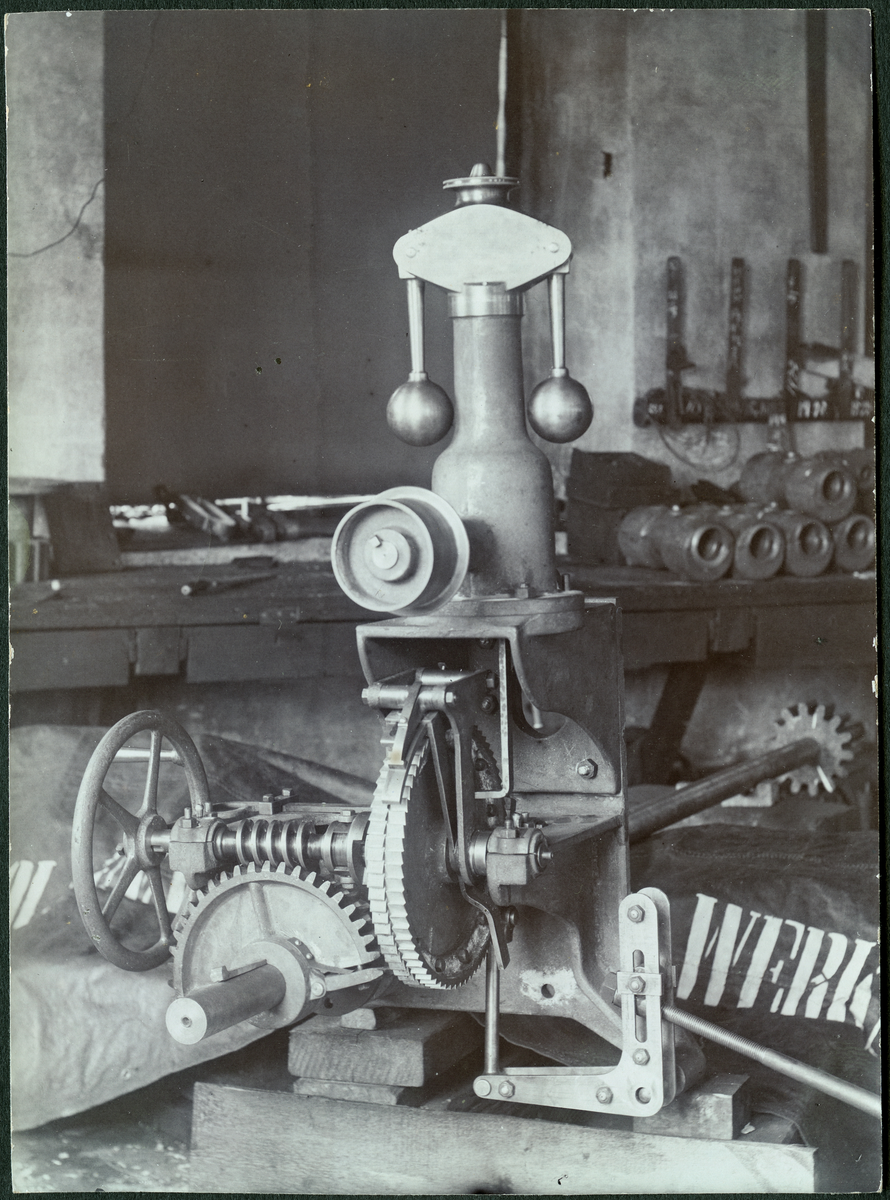 Centrifugalregulator.