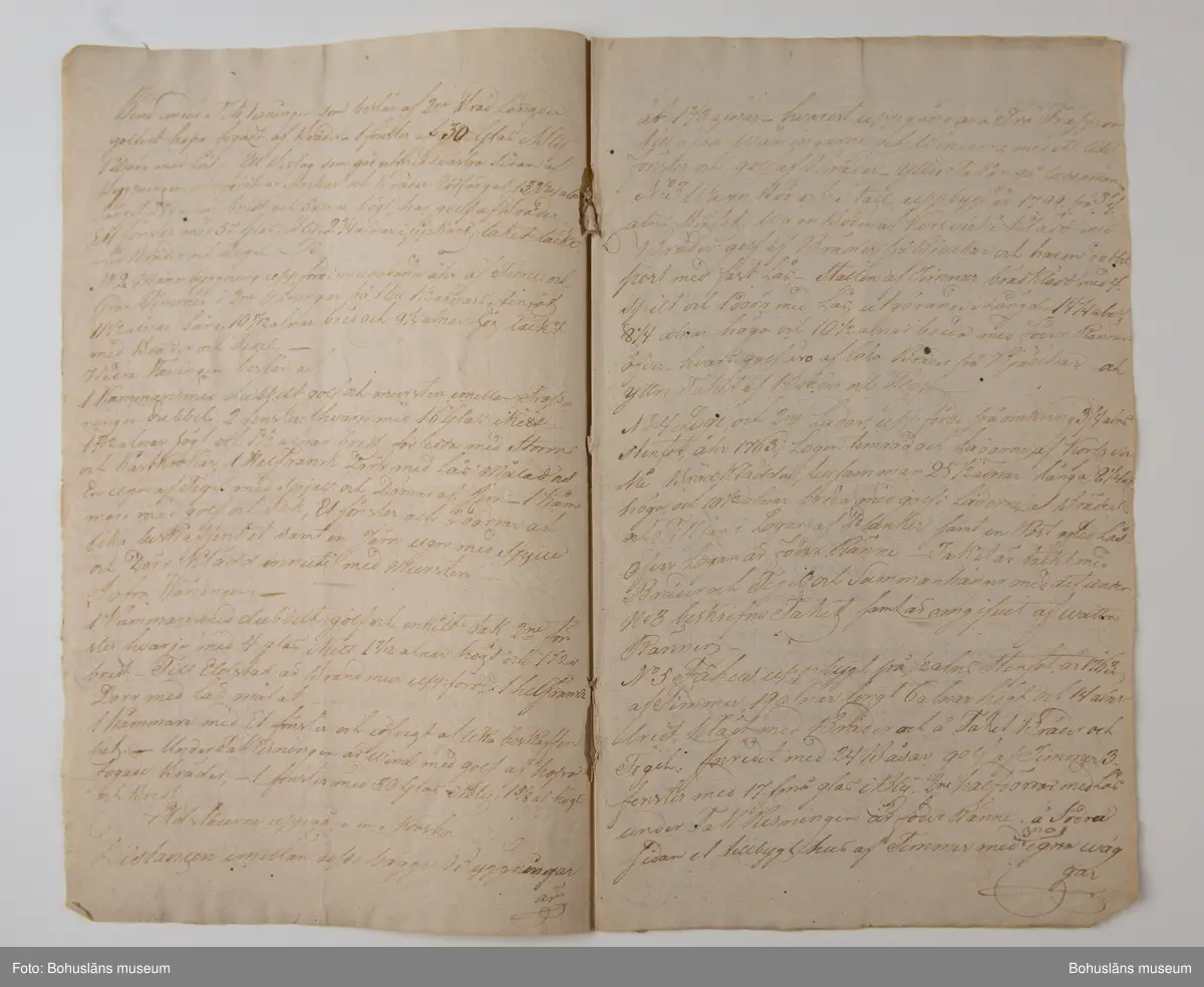 Ur arkivförteckningen: Dokument 1806. Värdering Unneröd, Bäve, undertecknat Maria Bagge.