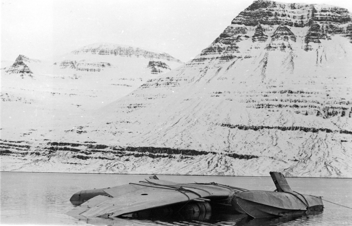 Oluf Reed-Olsens fotosamling fra den norske 330 skvadronen på Island i ...