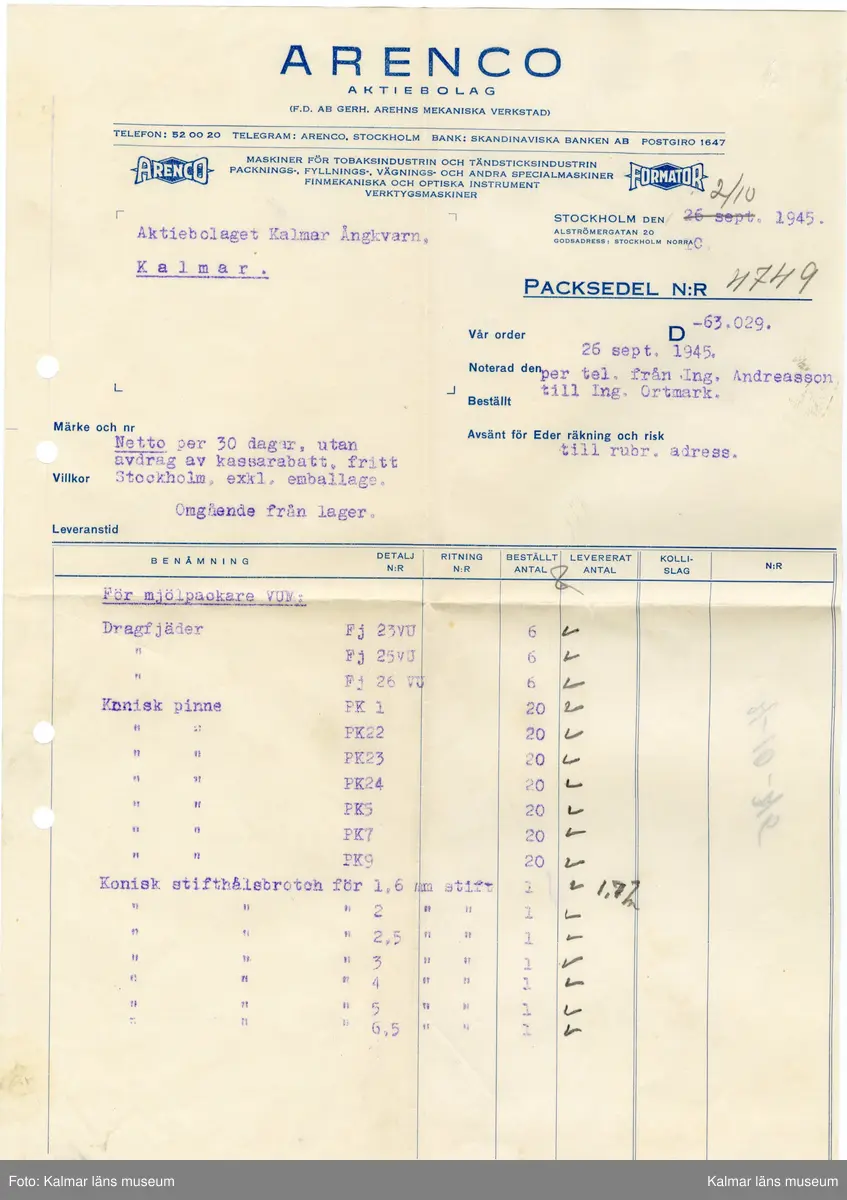 KLM 46812:7:1-20. Handling, samling. Packsedlar, handskrivna lappar, instruktioner. Tryck och handskrift på papper. Samlat i brunt kuvert (:1). Tryckt text kuvert: A.-Bol. E.J. Carlström & Sons Filial Kalmar. Påskrift kuvert: Herr Gunnar Eriksson Ångkvarnen Kalmar. Packsedlarna rör diverse maskiner som mjölpackare, rensförseglingsmaskin, havregrynspackare, remförseglingsmaskin, kartongförseglingsmaskin, vägningsmaskin m.m.