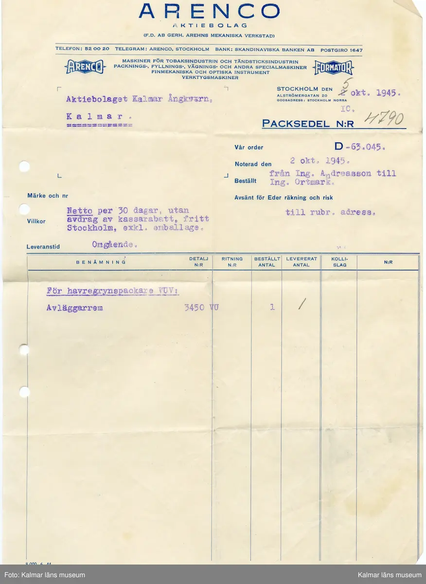 KLM 46812:7:1-20. Handling, samling. Packsedlar, handskrivna lappar, instruktioner. Tryck och handskrift på papper. Samlat i brunt kuvert (:1). Tryckt text kuvert: A.-Bol. E.J. Carlström & Sons Filial Kalmar. Påskrift kuvert: Herr Gunnar Eriksson Ångkvarnen Kalmar. Packsedlarna rör diverse maskiner som mjölpackare, rensförseglingsmaskin, havregrynspackare, remförseglingsmaskin, kartongförseglingsmaskin, vägningsmaskin m.m.