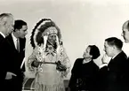 Hövdingen för Wampanoag-stammen från Gay Head, Lorenzo Dow Jeffers, inviger SM i piprökning 1967.