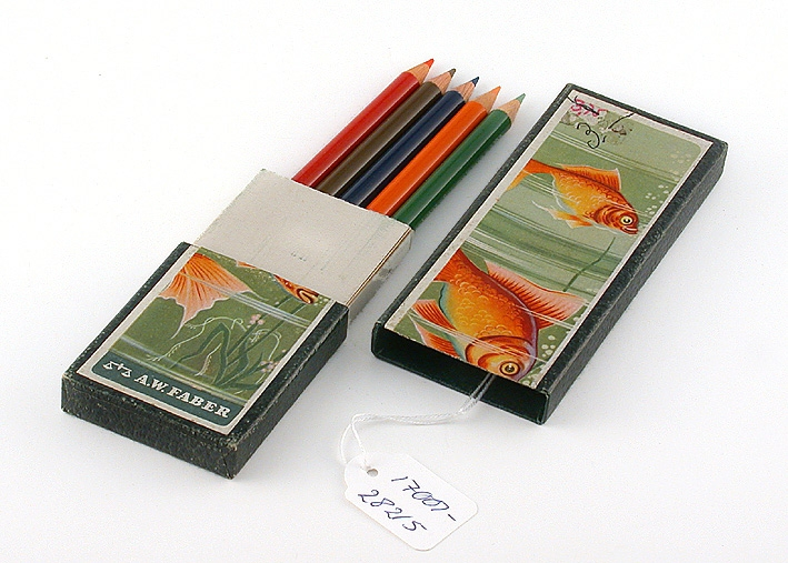 Färgpennor i tillhörande originalförpackning.