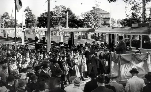 Invigning av Ängbybanan år 1944