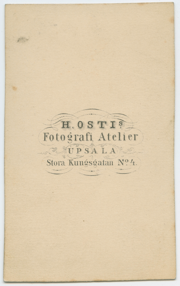 Porträtt på Ingenjör, Musiker Alfred Johan Stomberg. Sittande i en grupp med män (1:a till vänster sittande.)