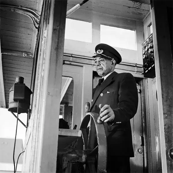 Skepparen på Djurgårdsfärjan, David Axelsson, 1962