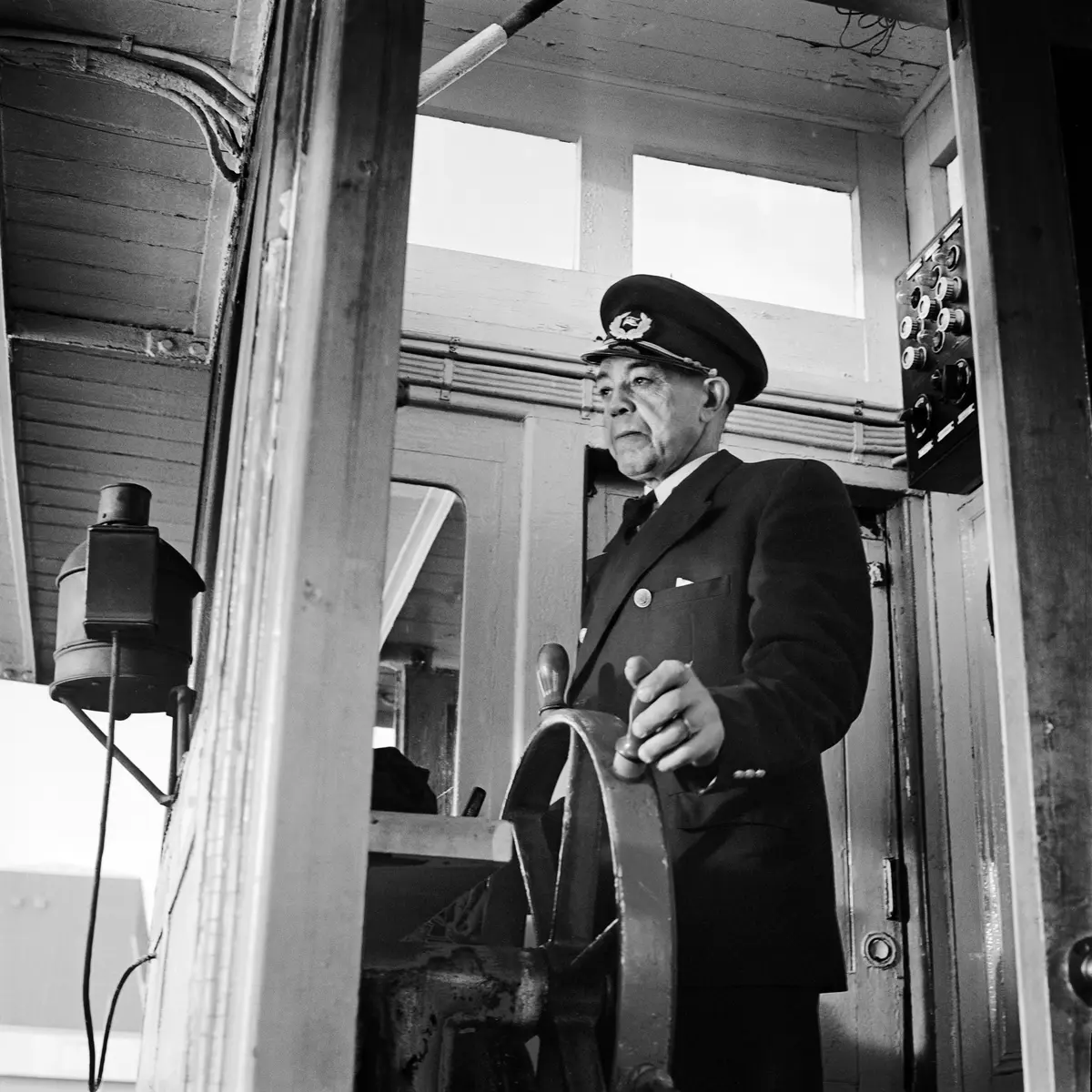 Skepparen på Djurgårdsfärjan, David Axelsson, 1962