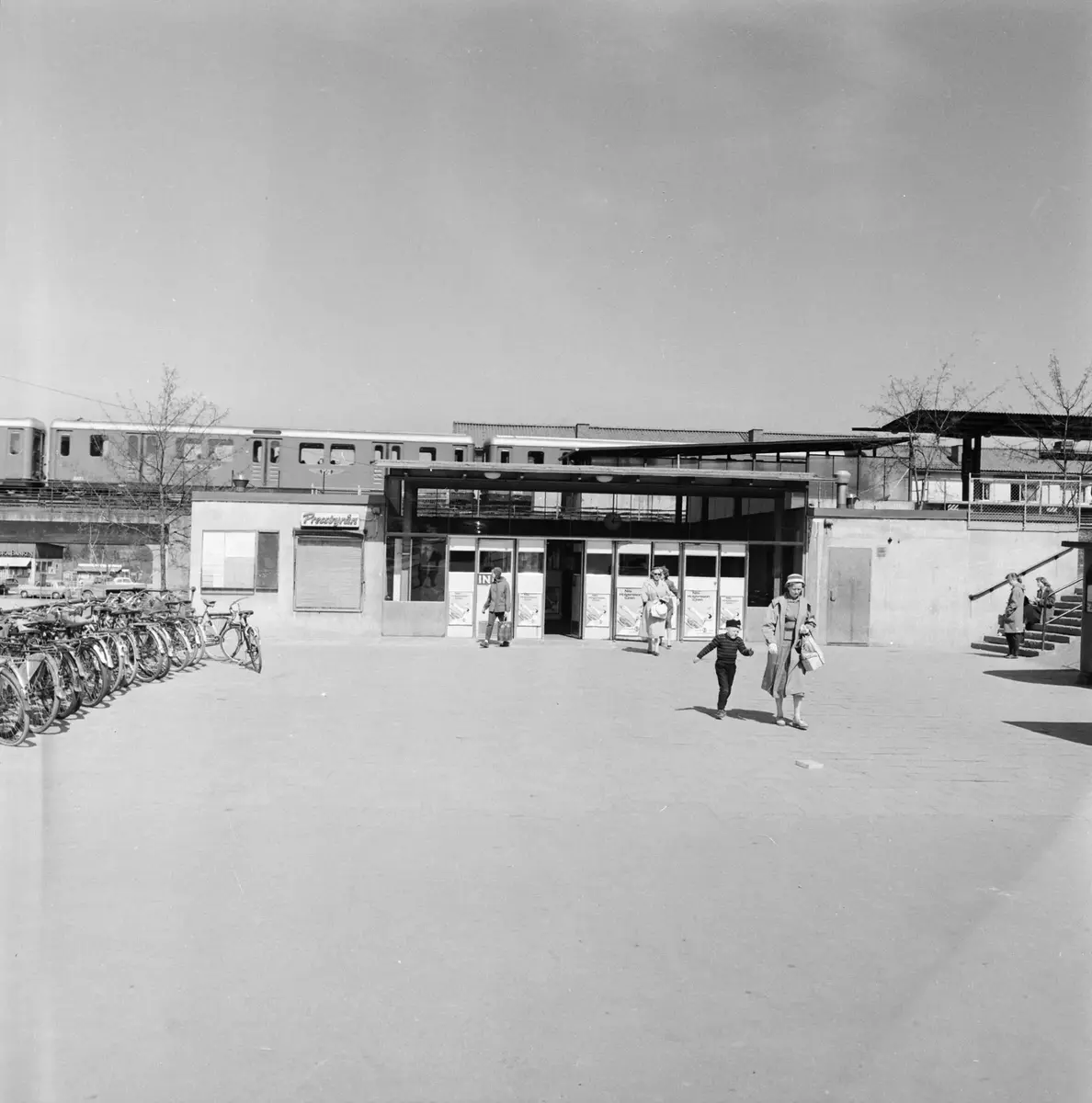 Tunnelbanestation, Abrahamsberg