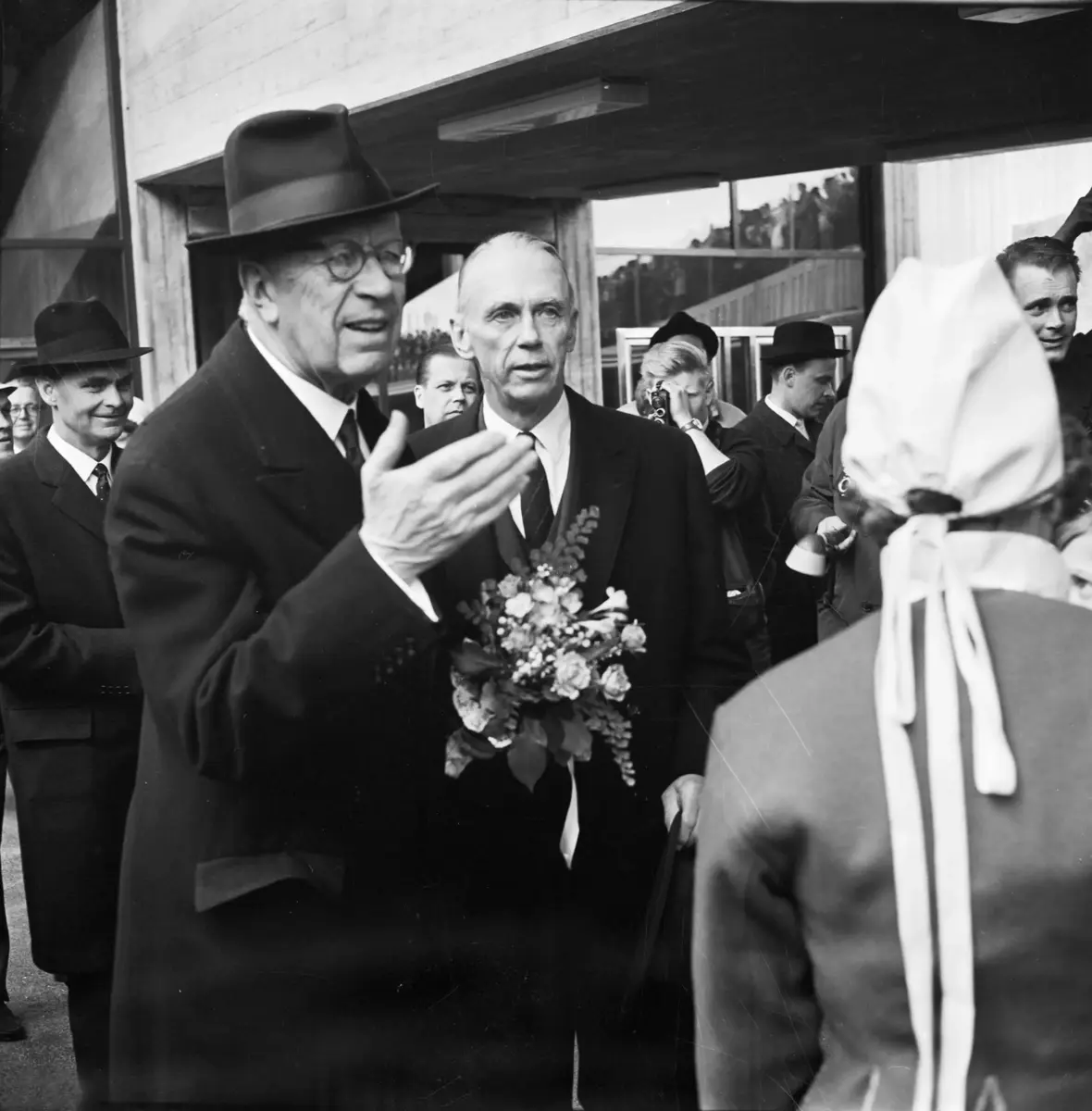 Telefonplan, Gustaf VI Adolf vid invigningen av Röda linjen, 5 april 1964.