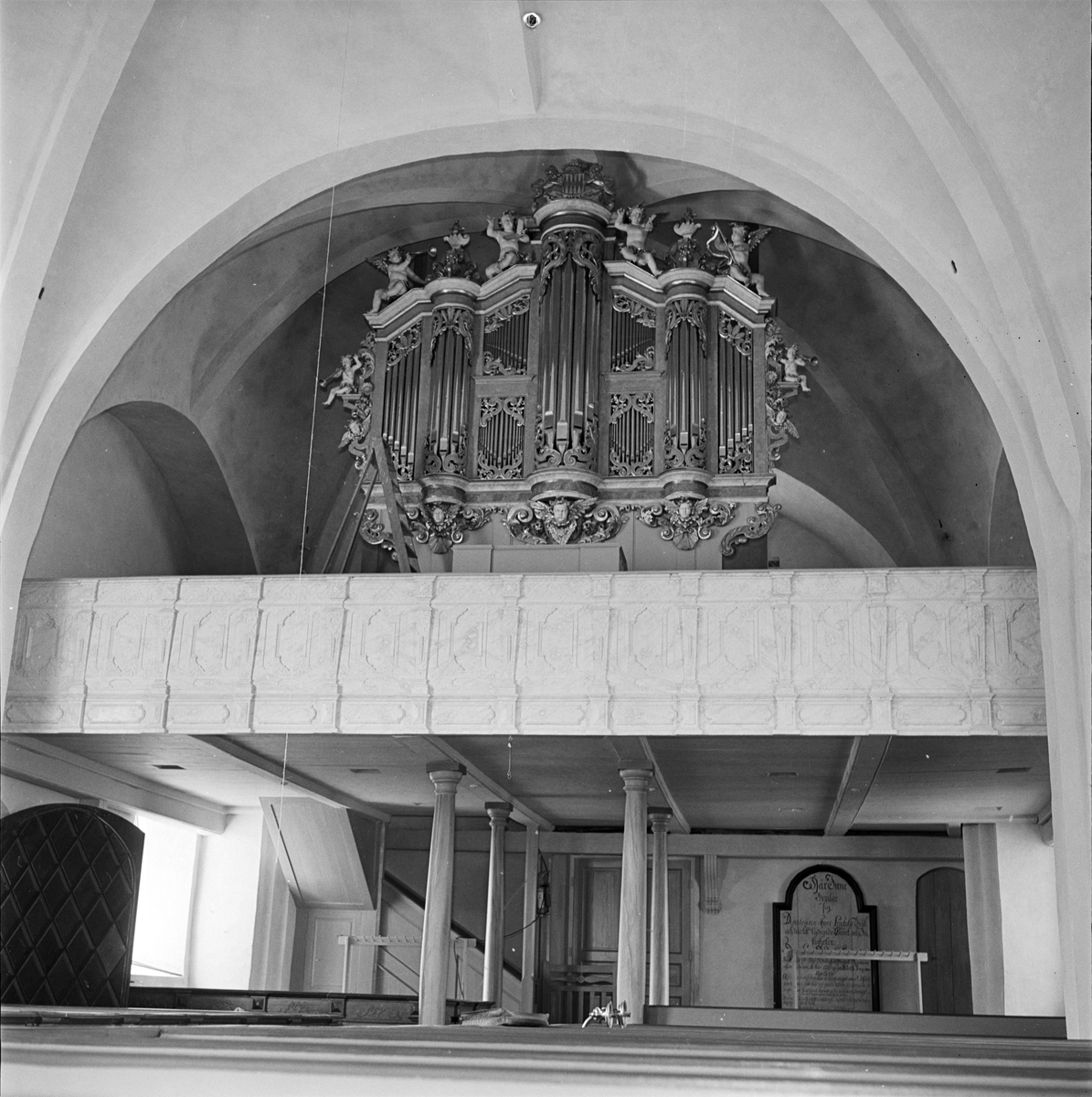 Österlöfsta kyrka, Tierp 1956
