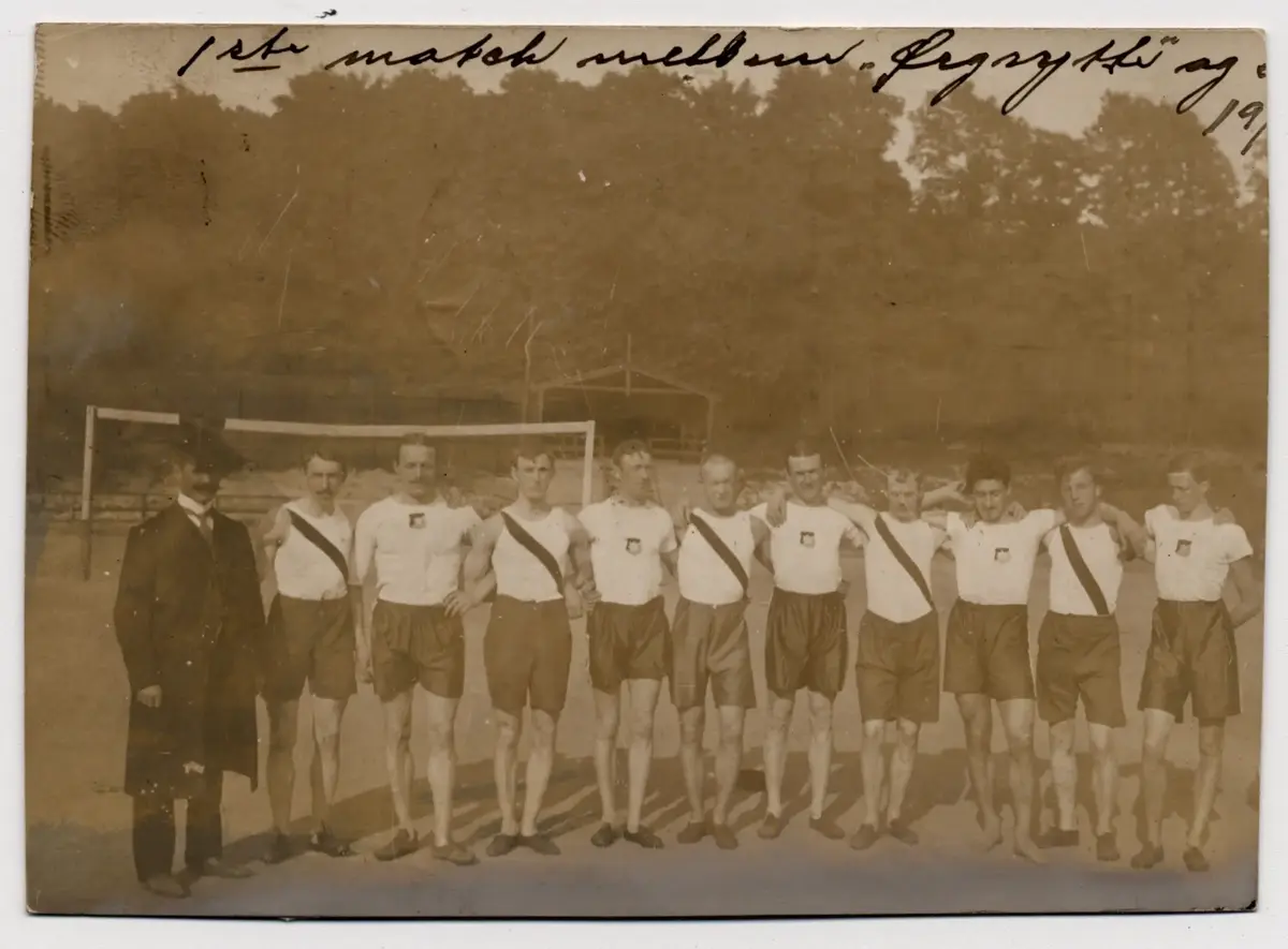 "1sta match mellan Örgeryte og Kristiania 1910."