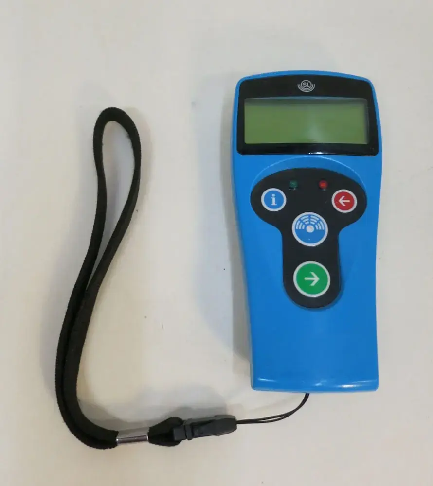 2008 kom SLs nya betalsystem SL Access. Med det kom smartkort och en helt ny teknik för biljettförsäljning och visering. Rörlig personal bar bärbara kortläsare och biljettmaskiner.
Foldern ”Rörlig personal komma igång med SL Access” som inkluderar beskrivning av kortläsare finns i arkivet.
