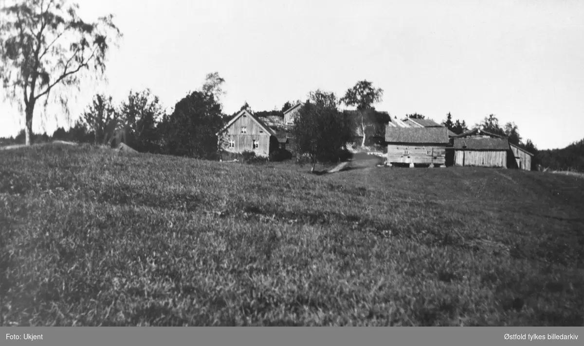 Gården Brenne nordre i Varteig ca. 1900.