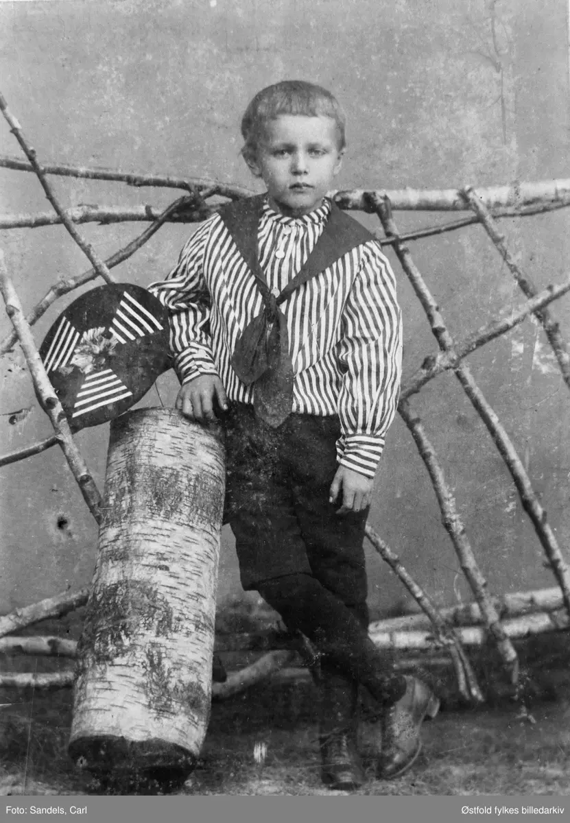 Portrett av Rikard Furuholmen som barn, Varteig.