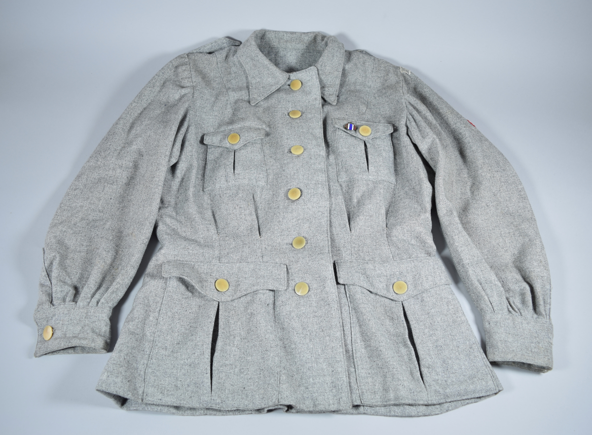 Uniform fra Kristiansand Lotteforening fra andre halvdel av 1940-tallet og 1950-tallet.