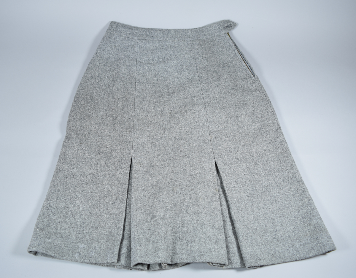 Uniform fra Kristiansand Lotteforening fra andre halvdel av 1940-tallet og 1950-tallet.