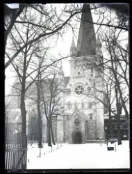Nidarosdomen vinteren 1901. Kapittelhuset, koret, tårnet og 