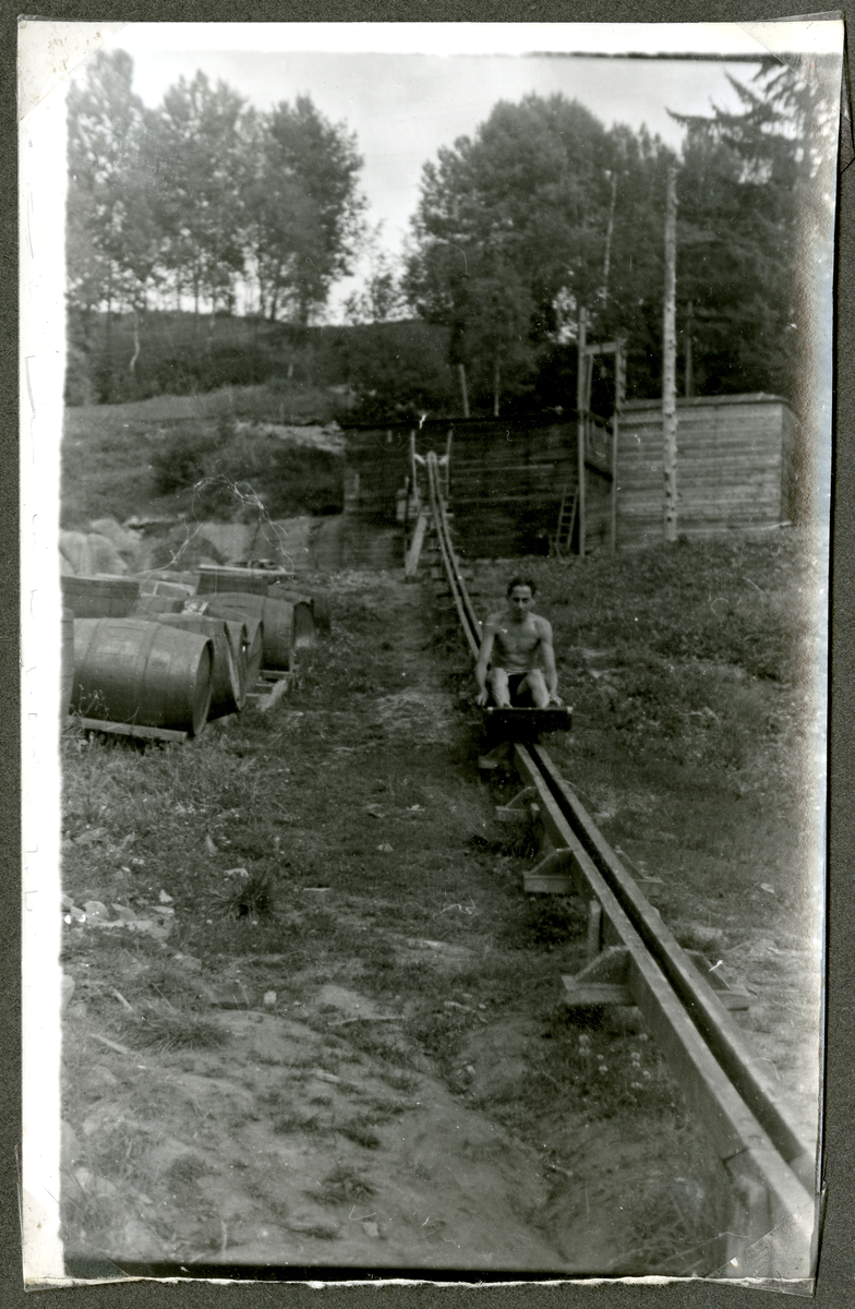 Sigurd Becker sklir ned et renn