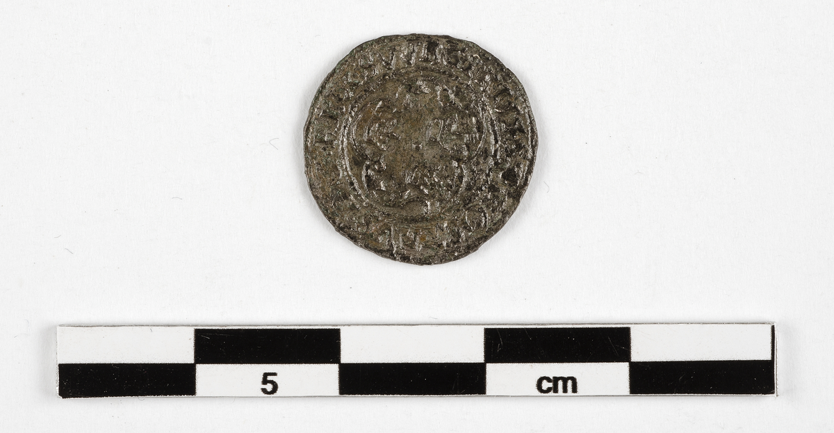 Mynt i silver, 4 penningar. Myntutgivare Gustav I (1523-1560), myntort Svartsjö, präglad år 1545.