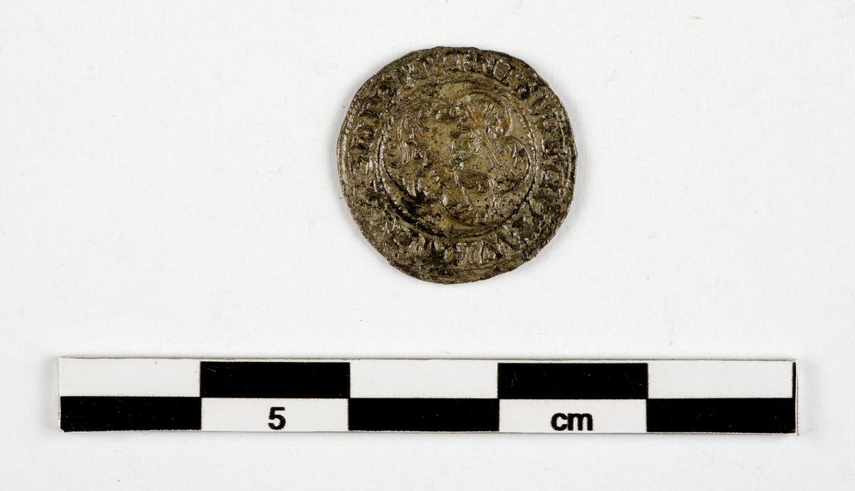 Mynt i silver, 4 penningar. Myntutgivare Gustav I (1523-1560), myntort Svartsjö, präglad år 1545.