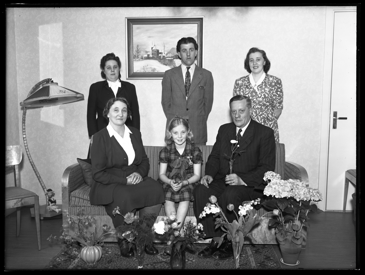 Porträtt, 50-års foto. Tord Hallberg, Rallsta, Hallstahammar.
Ur Gustaf Åhmans samling.