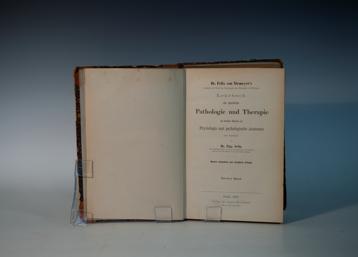 Prot: Dr. Niemeyer's Pathologia und Therapie. I og II. 
Berlin 1874 og 1877.