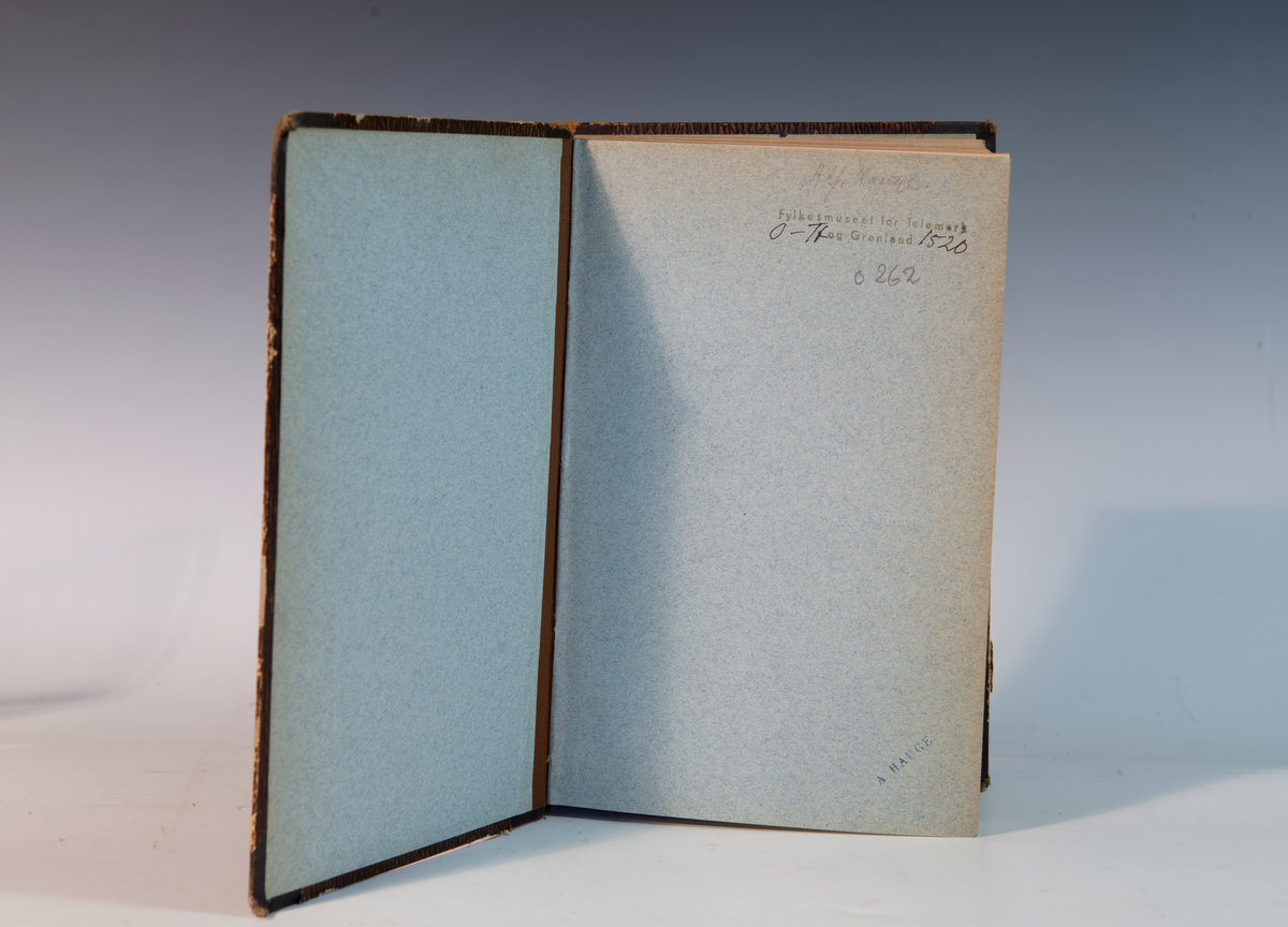 schmid, G. Handbuch der Kirschengeschichte. Erlangen 1880-81. (Innb) 2 bind.

To av to bind.