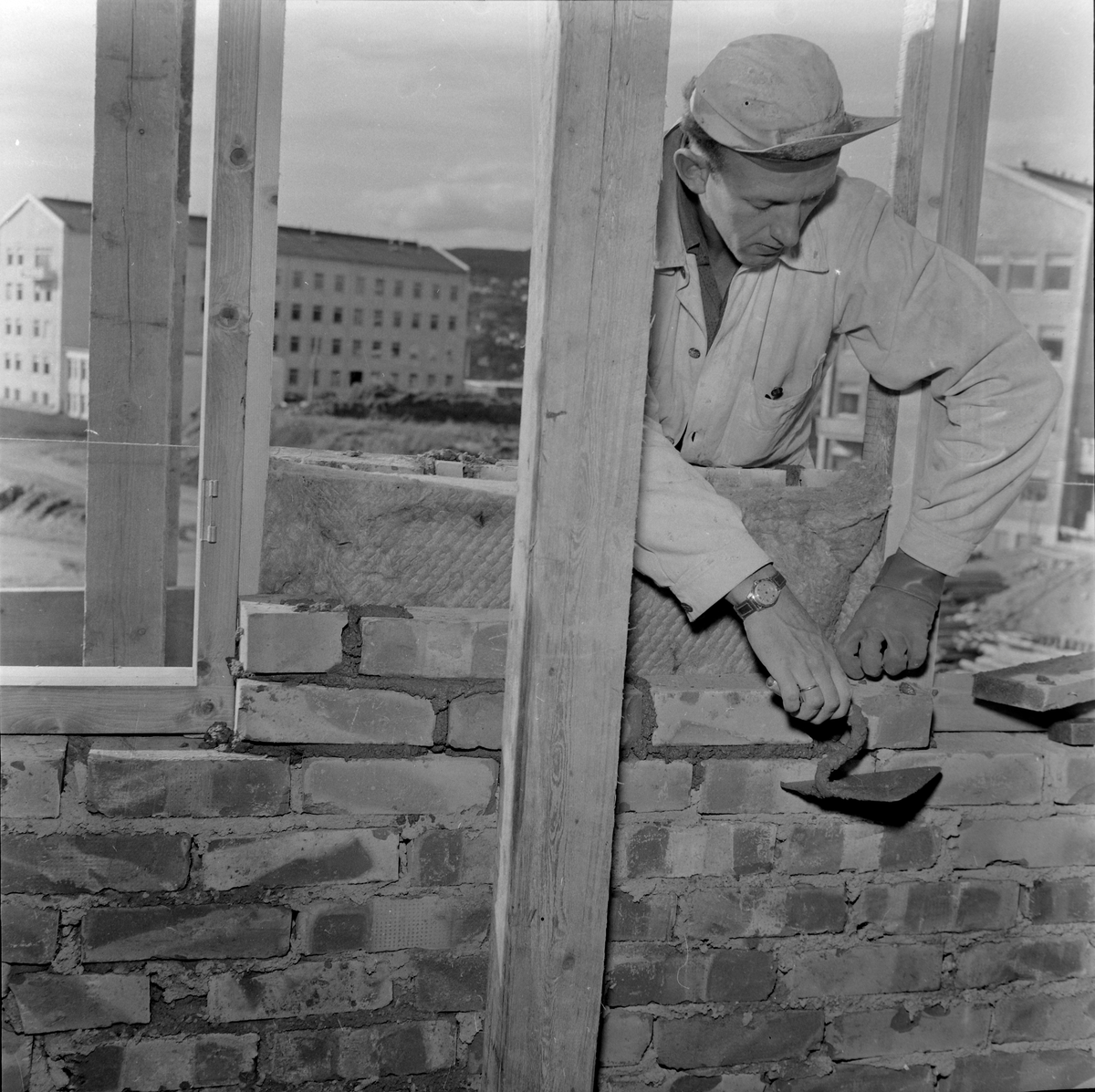 Bygging av byggforskningslaboratoriet ved NTH