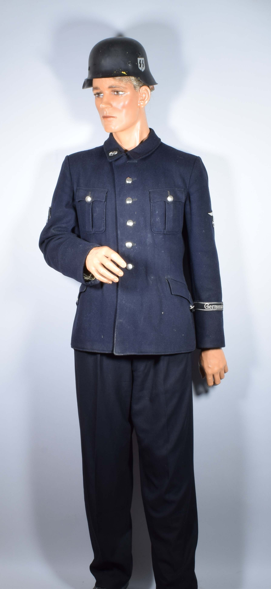 Germanske SS Norge uniform. Sort jakke med SS-merke, armbånd og den tyske ørn. Buksen er ikke original.