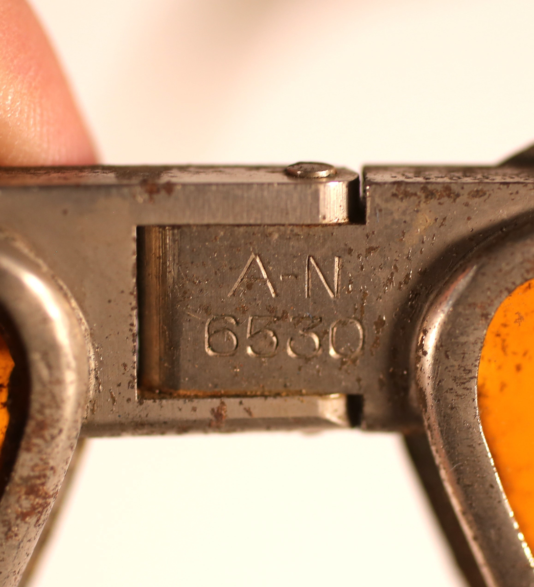 Sammenleggbare flyverbriller med gummimansjett. Gult glass.