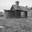 Falun, stadens minsta stuga nära Kung Magnigatans södra ända, nu rivet 1914.